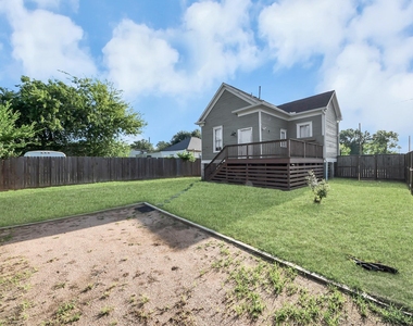 2101 Gregg Street - Photo Thumbnail 12