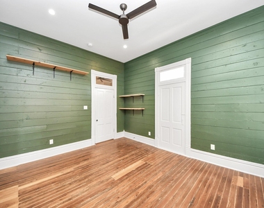 2101 Gregg Street - Photo Thumbnail 4