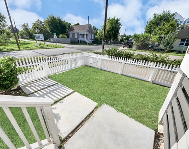 2101 Gregg Street - Photo Thumbnail 2