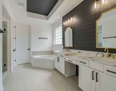 206 Cedar Creek Court - Photo Thumbnail 41