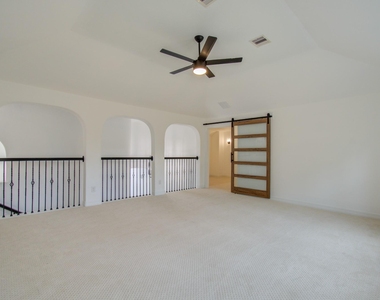 206 Cedar Creek Court - Photo Thumbnail 36