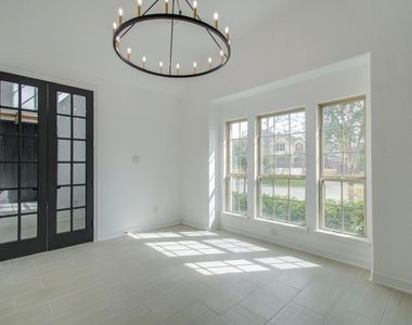 206 Cedar Creek Court - Photo Thumbnail 8