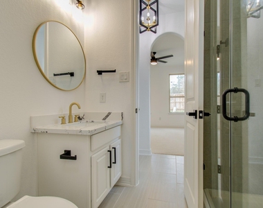 206 Cedar Creek Court - Photo Thumbnail 26