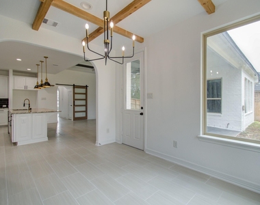 206 Cedar Creek Court - Photo Thumbnail 19