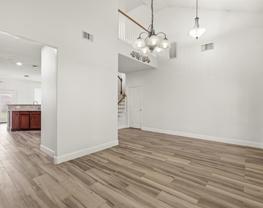15238 Olmstead Park Drive - Photo Thumbnail 7
