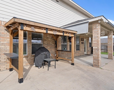 15238 Olmstead Park Drive - Photo Thumbnail 30