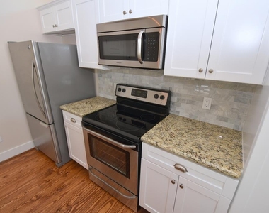 119 E 26th - Photo Thumbnail 8