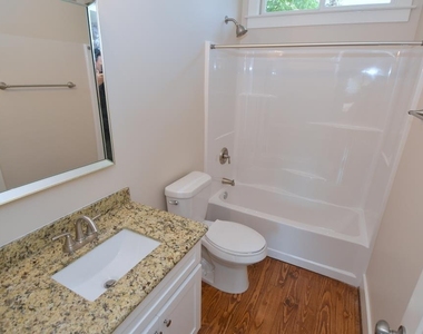 119 E 26th - Photo Thumbnail 15