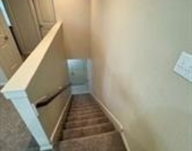 1716 1/2 Utah Street - Photo Thumbnail 11