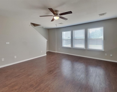 20631 Hillsdale Park Drive - Photo Thumbnail 1