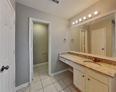 20631 Hillsdale Park Drive - Photo Thumbnail 8