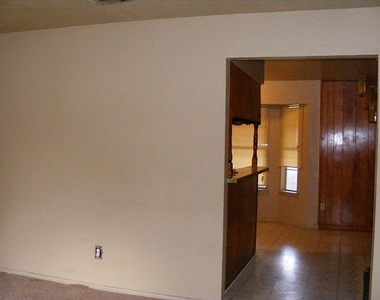 4210 Dalmatian Drive - Photo Thumbnail 5