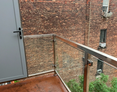 73 Pineapple Street - Photo Thumbnail 3