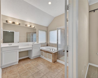 14326 Manorbier Lane - Photo Thumbnail 18
