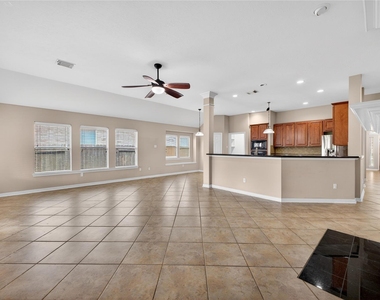 14326 Manorbier Lane - Photo Thumbnail 11
