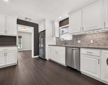 11406 High Star Drive - Photo Thumbnail 17
