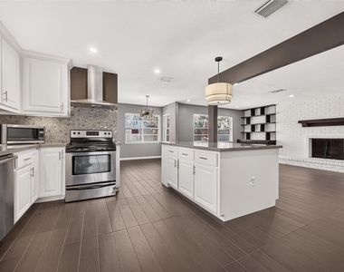 11406 High Star Drive - Photo Thumbnail 13