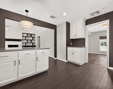 11406 High Star Drive - Photo Thumbnail 18