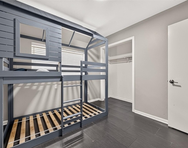 11406 High Star Drive - Photo Thumbnail 31