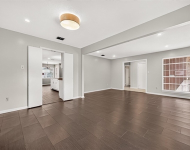 11406 High Star Drive - Photo Thumbnail 9