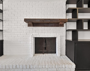 11406 High Star Drive - Photo Thumbnail 25