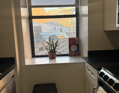 50 West 34th Street - Photo Thumbnail 8