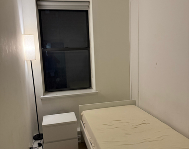 50 West 34th Street - Photo Thumbnail 1