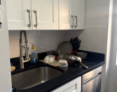 50 West 34th Street - Photo Thumbnail 4