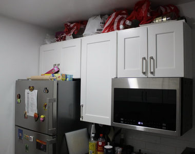 50 West 34th Street - Photo Thumbnail 3