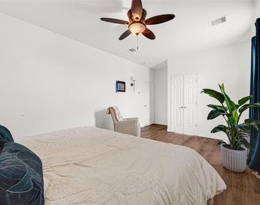 21406 Snow Goose Court - Photo Thumbnail 14