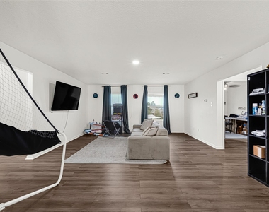 21406 Snow Goose Court - Photo Thumbnail 17