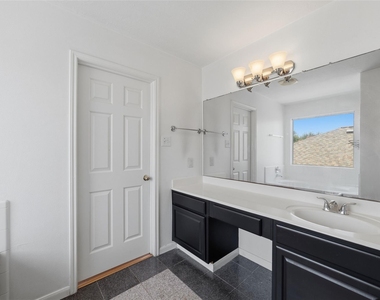 7110 Favian Court - Photo Thumbnail 22