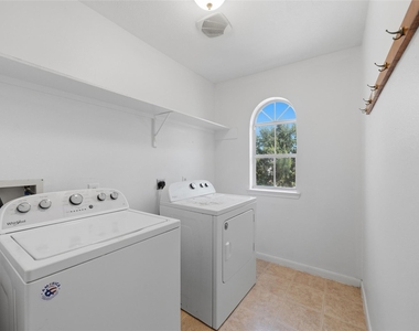 7110 Favian Court - Photo Thumbnail 23