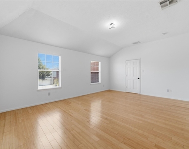 7110 Favian Court - Photo Thumbnail 19