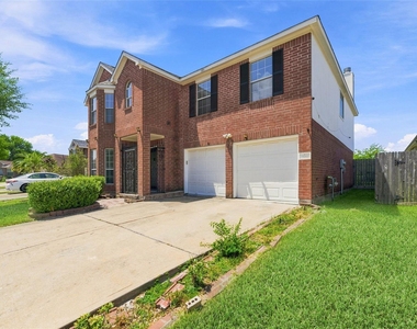 7110 Favian Court - Photo Thumbnail 2