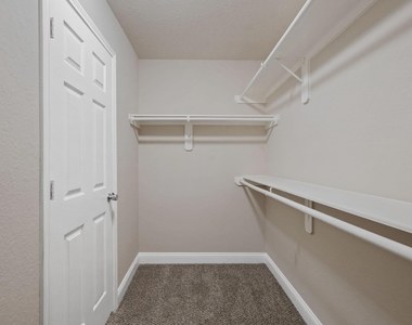 20506 Kenswick Drive - Photo Thumbnail 15