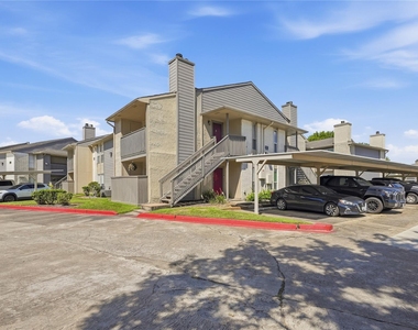 1900 Bay Area Boulevard - Photo Thumbnail 5