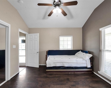 8303 Galler Road - Photo Thumbnail 17