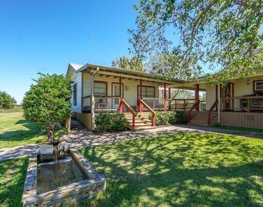 8303 Galler Road - Photo Thumbnail 3