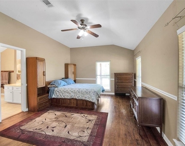 8303 Galler Road - Photo Thumbnail 16
