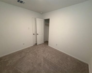 930 Pertuso Lane - Photo Thumbnail 26