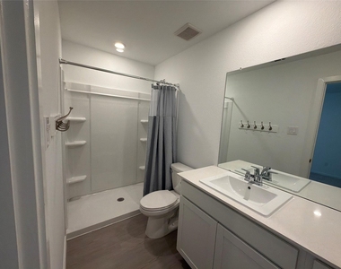 930 Pertuso Lane - Photo Thumbnail 18