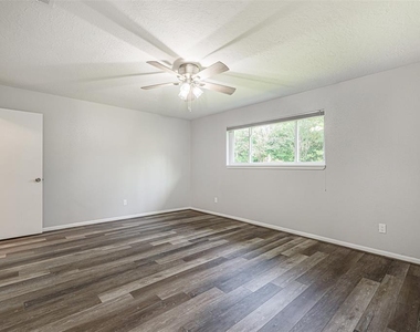 2302 Slippery Rock Court - Photo Thumbnail 20