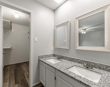 2302 Slippery Rock Court - Photo Thumbnail 17