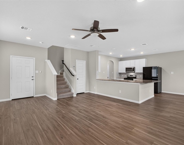 2404 Shellcracker Drive - Photo Thumbnail 10