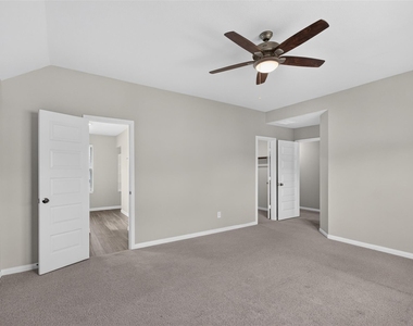 2404 Shellcracker Drive - Photo Thumbnail 18