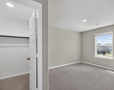 2404 Shellcracker Drive - Photo Thumbnail 16