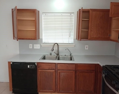 4823 Ridge Harbor Drive - Photo Thumbnail 9