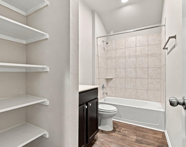 11738 Bari Reef Lane - Photo Thumbnail 20