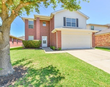 5722 W Harrow Drive - Photo Thumbnail 5